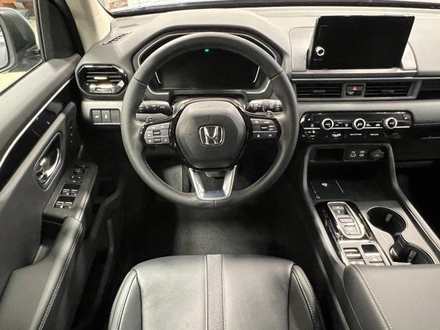 new 2025 Honda Pilot car, priced at $47,050