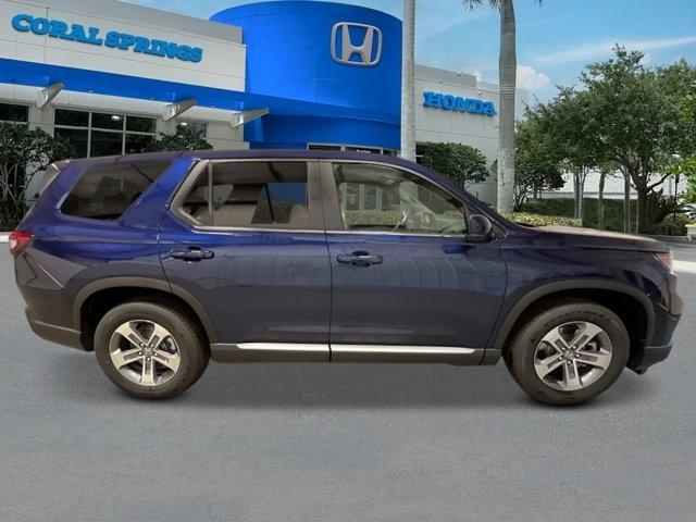 new 2025 Honda Pilot car, priced at $46,995