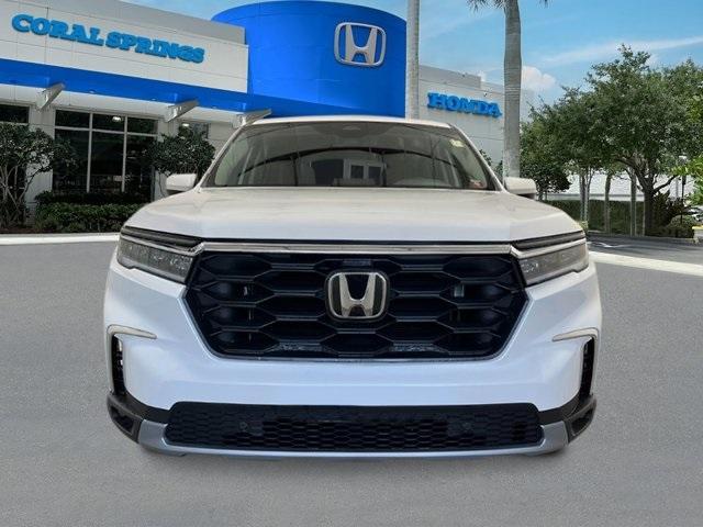 new 2025 Honda Pilot car, priced at $47,505