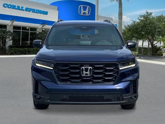 new 2025 Honda Pilot car, priced at $41,595