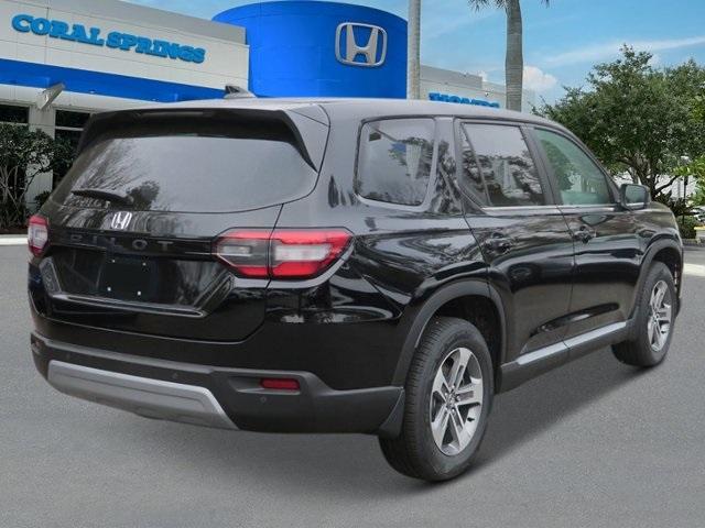 new 2025 Honda Pilot car, priced at $44,995