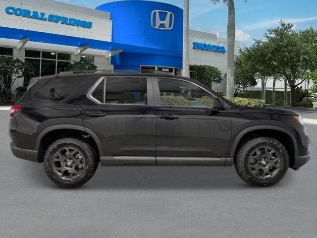 new 2025 Honda Pilot car, priced at $50,795