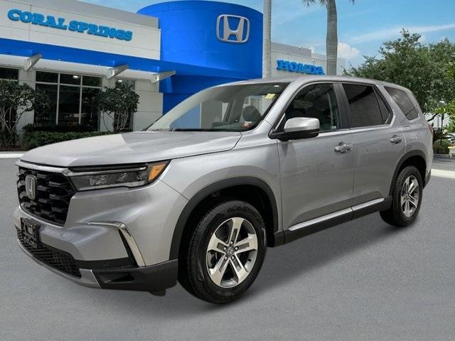 new 2025 Honda Pilot car, priced at $46,995