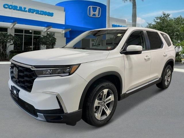 new 2025 Honda Pilot car, priced at $47,505