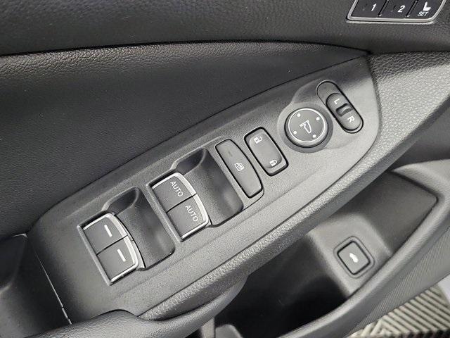 used 2022 Honda Accord Hybrid car, priced at $28,990