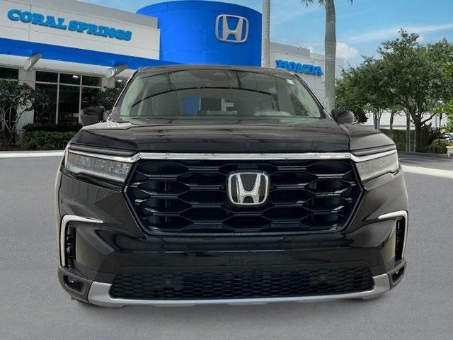 new 2025 Honda Pilot car, priced at $47,780