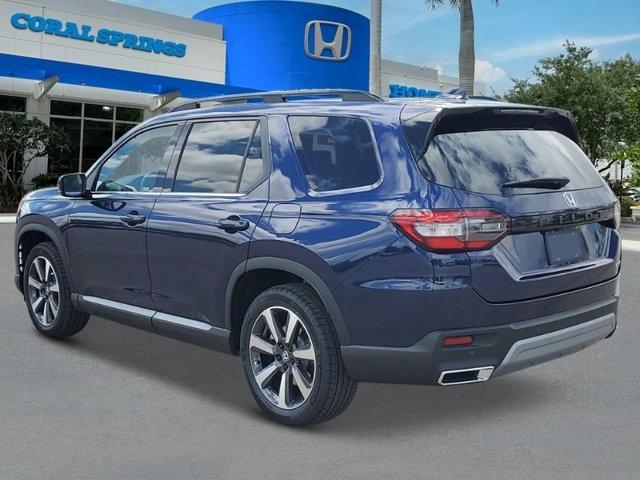 new 2025 Honda Pilot car, priced at $48,895