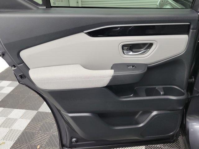 used 2023 Honda Pilot car, priced at $28,990