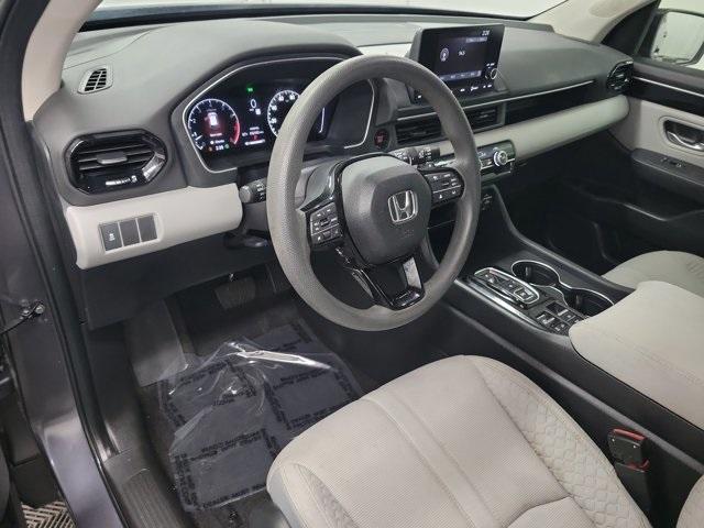 used 2023 Honda Pilot car, priced at $28,990