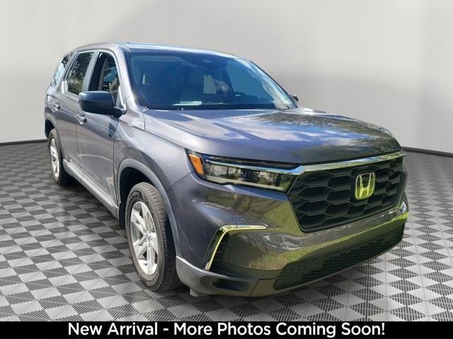 used 2023 Honda Pilot car, priced at $28,990