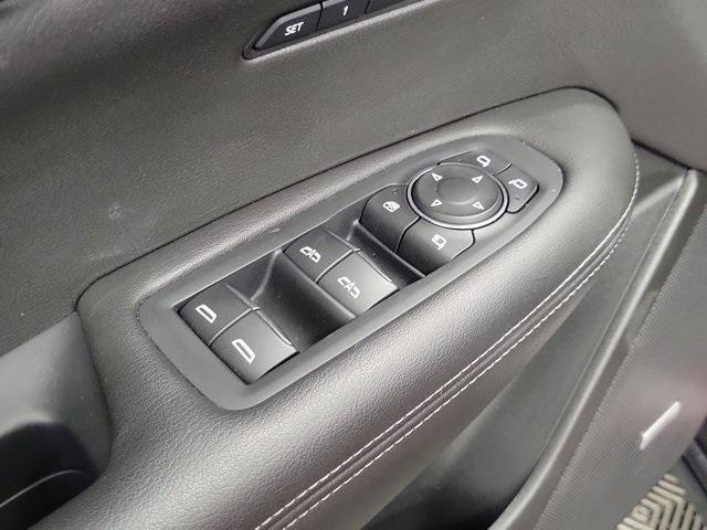 used 2024 Cadillac XT6 car, priced at $40,990