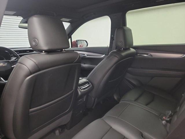 used 2024 Cadillac XT6 car, priced at $40,990