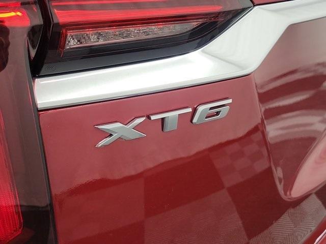 used 2024 Cadillac XT6 car, priced at $40,990