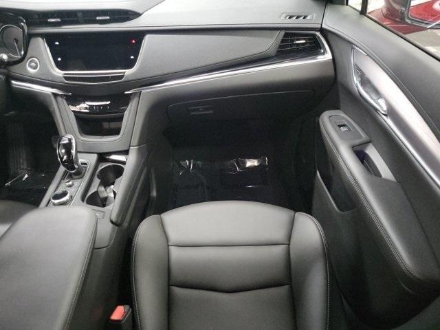 used 2024 Cadillac XT6 car, priced at $40,990