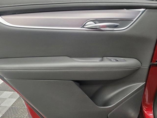 used 2024 Cadillac XT6 car, priced at $40,990