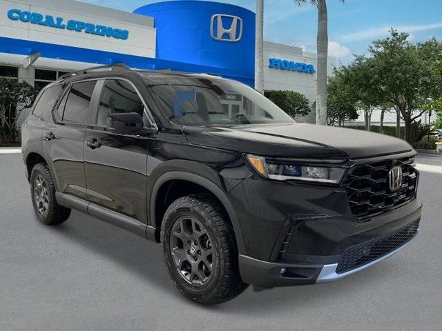 new 2025 Honda Pilot car, priced at $51,375