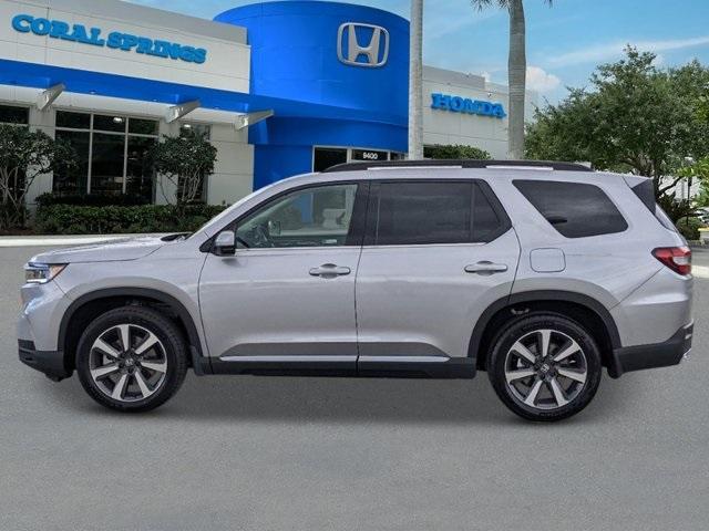 new 2025 Honda Pilot car, priced at $48,895