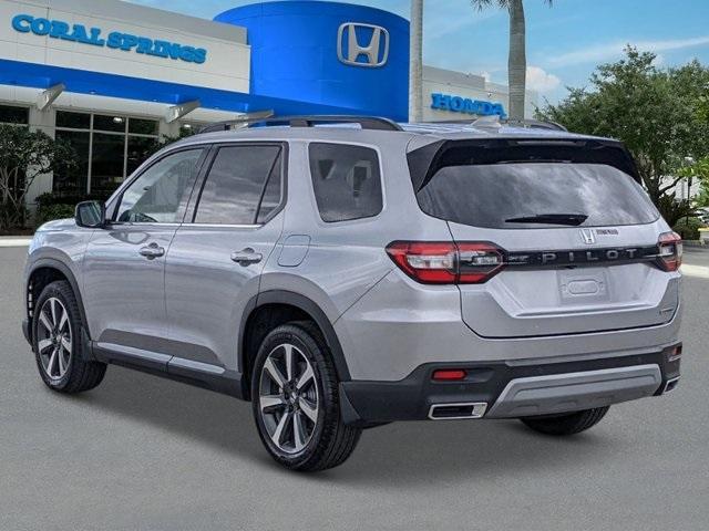 new 2025 Honda Pilot car, priced at $48,895