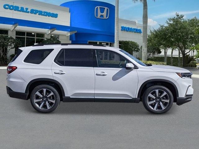 new 2025 Honda Pilot car, priced at $53,170