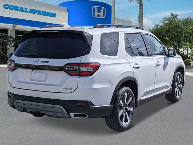 new 2025 Honda Pilot car, priced at $53,170