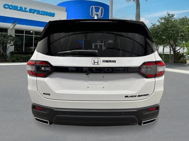 new 2025 Honda Pilot car, priced at $57,160