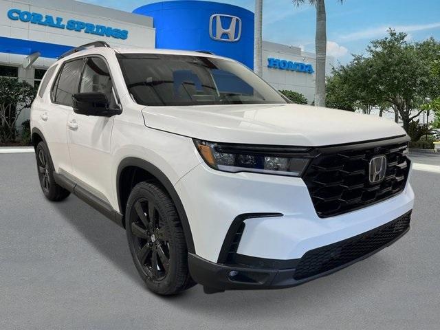 new 2025 Honda Pilot car, priced at $57,160