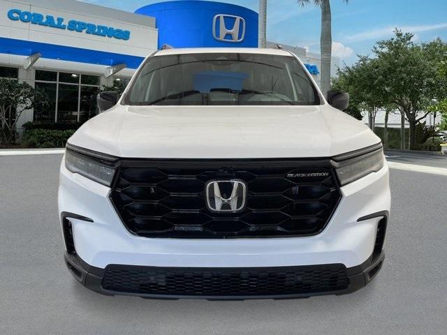 new 2025 Honda Pilot car, priced at $57,160