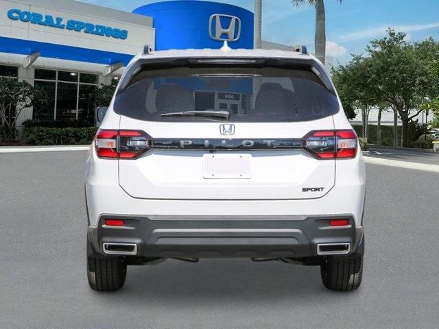 new 2025 Honda Pilot car, priced at $42,105