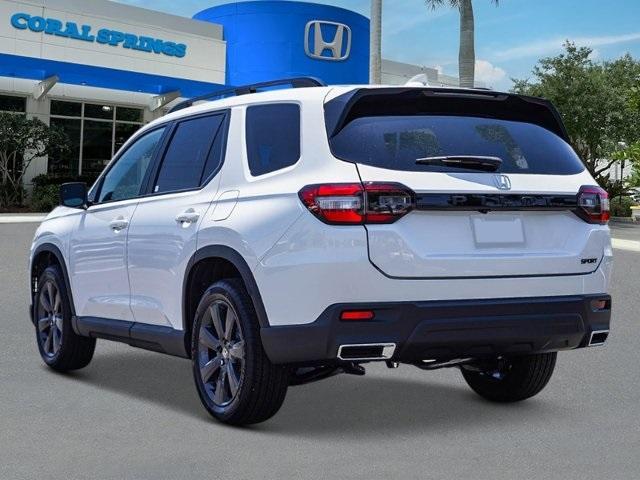 new 2025 Honda Pilot car, priced at $42,105