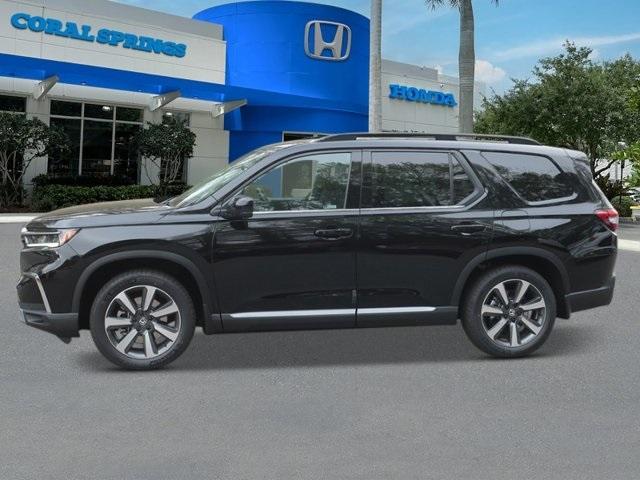 new 2025 Honda Pilot car, priced at $48,895