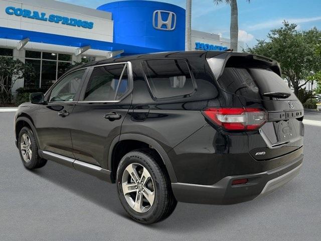 new 2025 Honda Pilot car, priced at $46,995