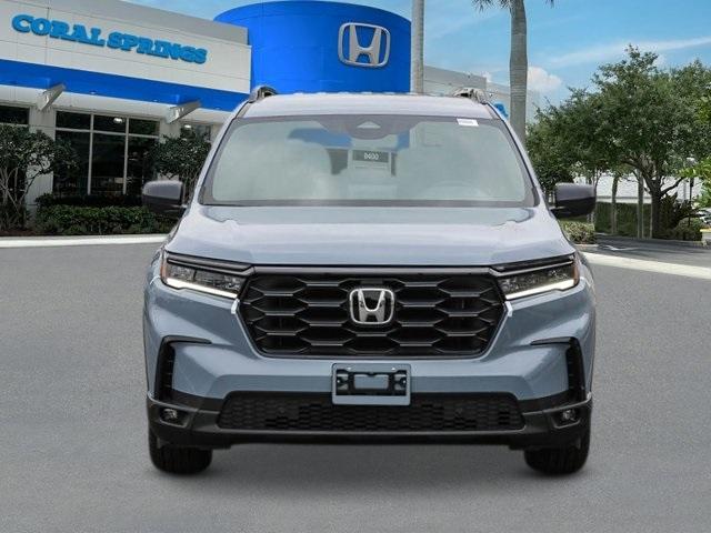 new 2025 Honda Pilot car, priced at $42,835
