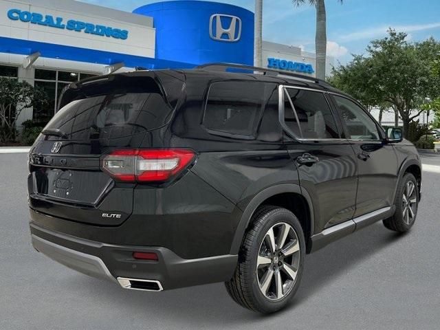new 2025 Honda Pilot car, priced at $54,530