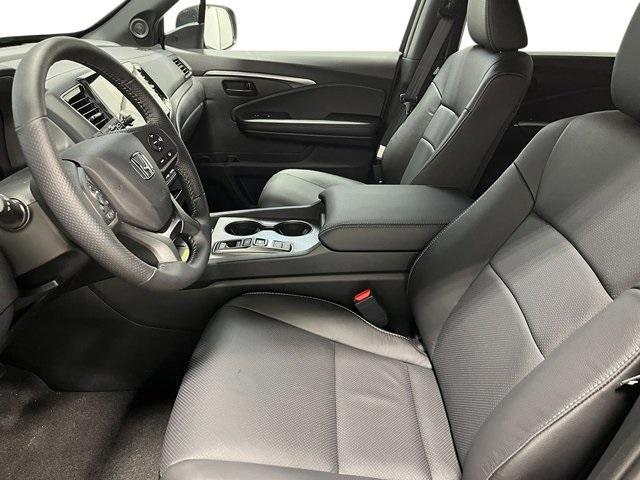 new 2025 Honda Passport car, priced at $47,305
