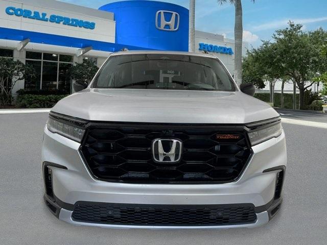 new 2025 Honda Pilot car, priced at $50,850
