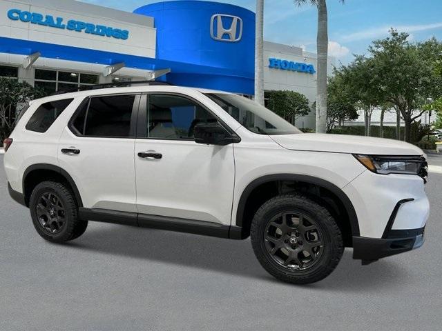 new 2025 Honda Pilot car, priced at $51,250