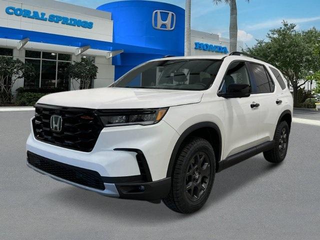 new 2025 Honda Pilot car, priced at $51,250