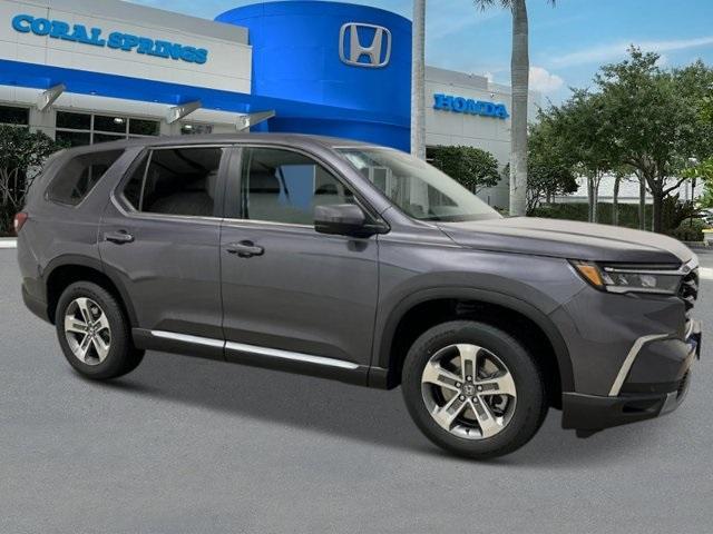 new 2025 Honda Pilot car, priced at $46,995