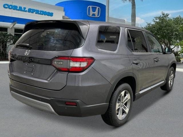 new 2025 Honda Pilot car, priced at $47,780