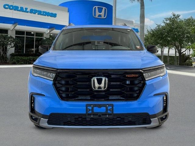 new 2025 Honda Pilot car, priced at $51,250