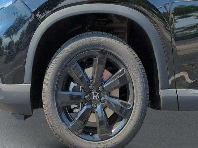 new 2025 Honda Pilot car, priced at $56,805