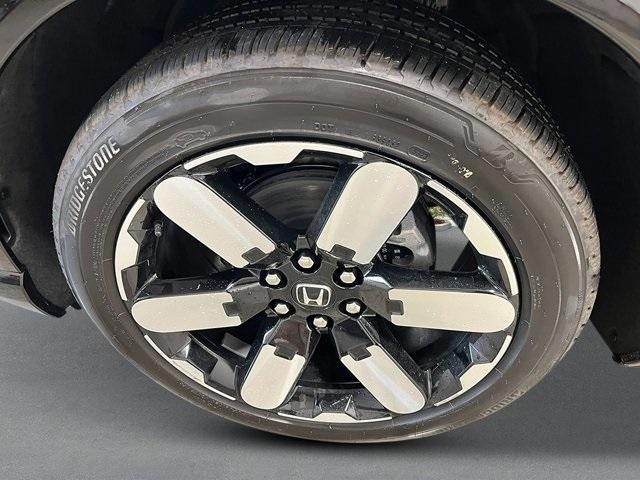 new 2025 Honda Prologue car, priced at $59,805