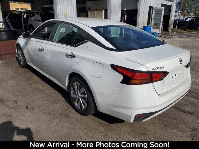 used 2022 Nissan Altima car, priced at $18,890