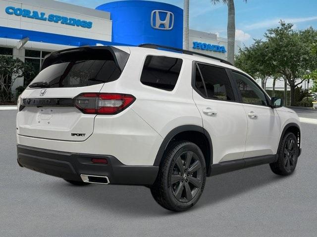 new 2025 Honda Pilot car, priced at $44,205