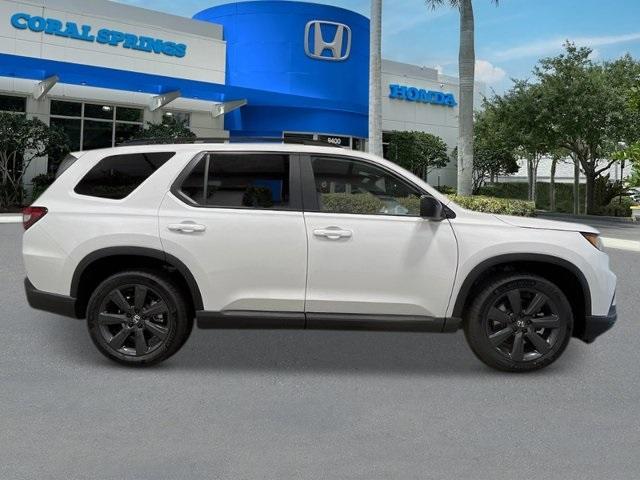 new 2025 Honda Pilot car, priced at $44,205