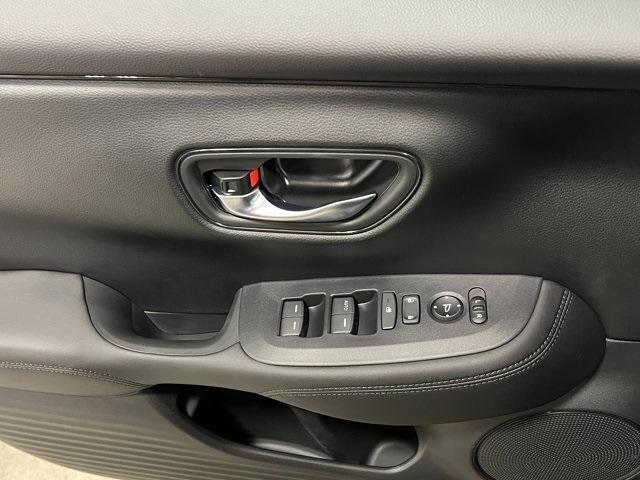 new 2025 Honda HR-V car, priced at $27,250