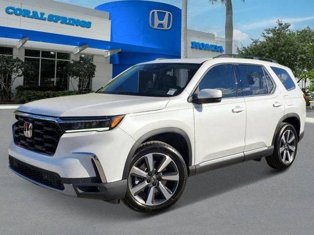 new 2025 Honda Pilot car, priced at $49,350