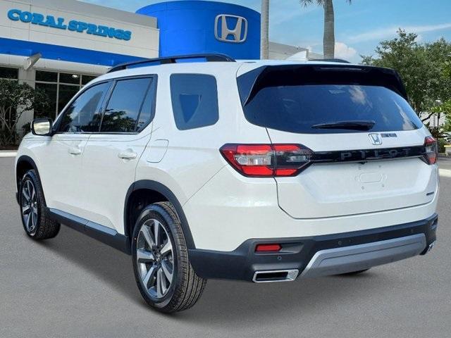 new 2025 Honda Pilot car, priced at $49,350