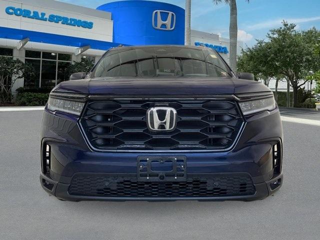 new 2025 Honda Pilot car, priced at $43,695