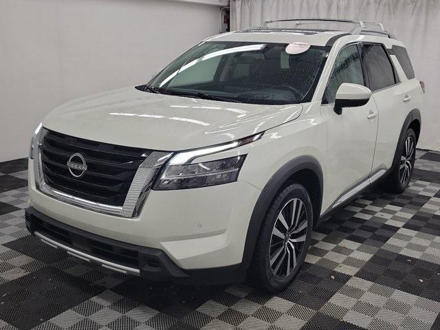 used 2023 Nissan Pathfinder car, priced at $34,290